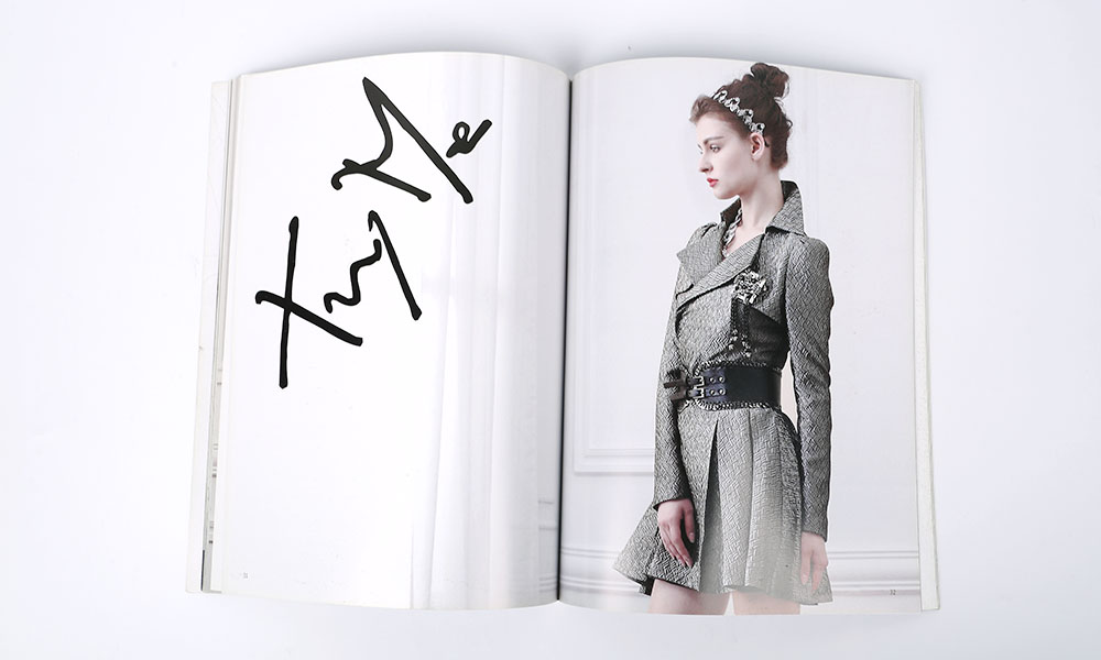 服裝宣傳冊(cè)設(shè)計(jì)