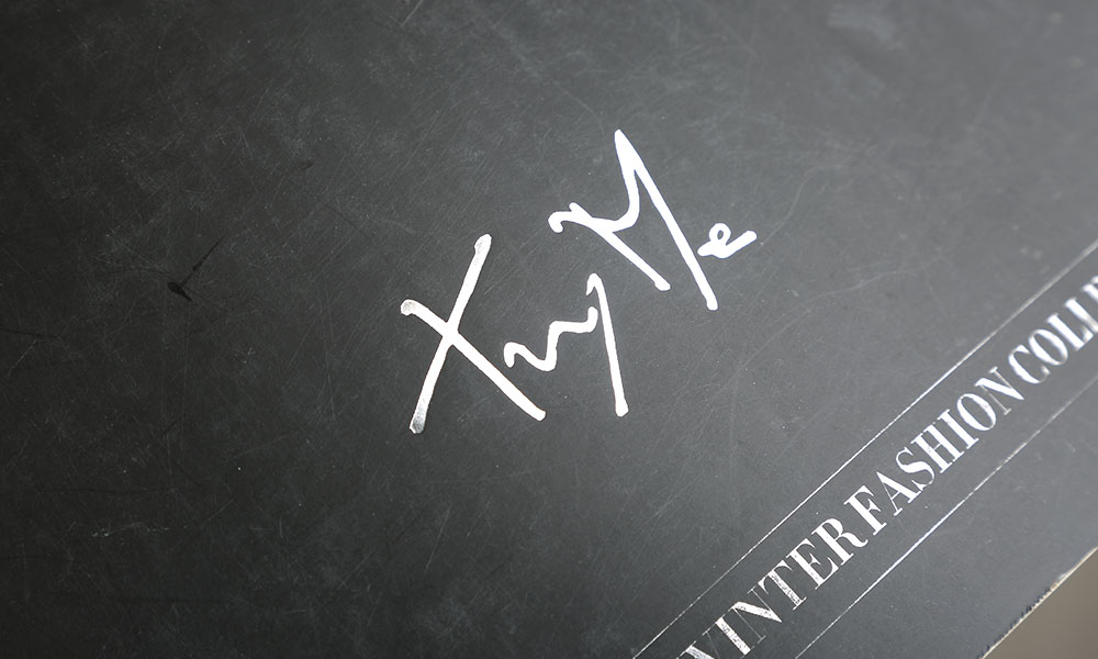 服裝宣傳冊(cè)設(shè)計(jì)