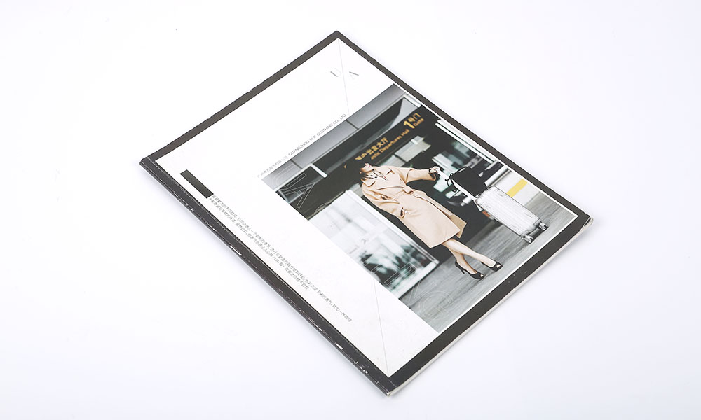 品牌服裝畫冊設(shè)計(jì)-服裝畫冊設(shè)計(jì)-服裝宣傳冊設(shè)計(jì)