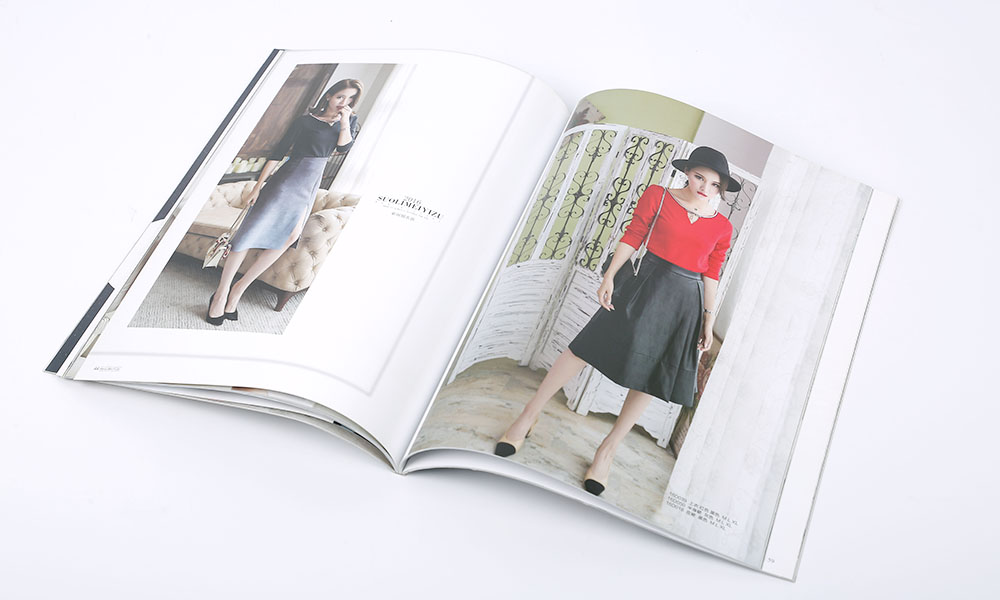 流行款式服裝畫冊設(shè)計